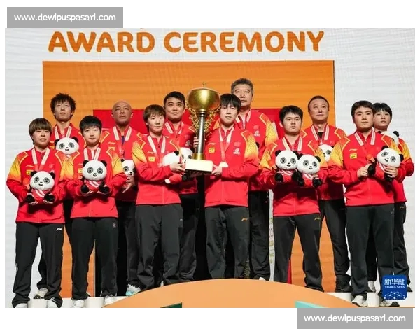 中国队在国际乒联赛中力压强敌夺冠，展现强大实力与团队协作精神